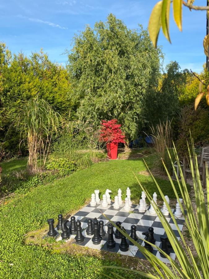 Le Gite Du Puit Des Granges Faux-Vesigneul Exterior photo
